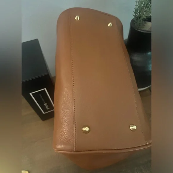 Emma Fox Satchel with Crossbody Strap - Picture 4 of 14